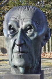 Hubertus von Pilgrim: Konrad-Adenauer-Denkmal, 1980-1982. Foto: jvf, Lizenz: CC BY-SA 4.0