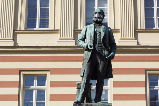 Hans Everding: August-Kekulé-Denkmal, 1903. Foto: jvf, Lizenz: CC BY-SA 4.0