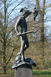 Ludwig Vordermayer: Perseus enthauptet Medusa, 1900. Foto: jvf, Lizenz: CC BY-SA 4.0