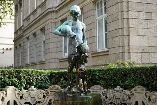 Gregor von Bochmann d. J.: Neckereibrunnen, 1909. Foto: jvf, Lizenz: CC BY-SA 4.0