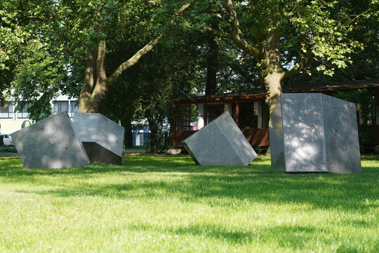André Volten: Skulptur für eine Ebene, 1977. Foto: jvf, Lizenz: CC BY-SA 4.0