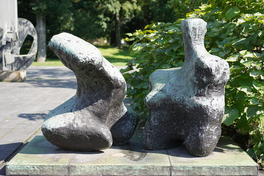 Henry Moore: Reclining Figure, Two Pieces No. 1, 1959. Foto: jvf, Lizenz: CC BY-SA 4.0