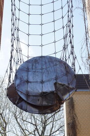 Ansgar Nierhoff: Doppelkörper mit flexiblem Stahlnetz, 1971. Foto: jvf, Lizenz: CC BY-SA 4.0