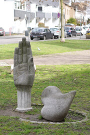 Hartmut Hegener: Mit Herz und Hand, 2004. Foto: jvf, Lizenz: CC BY-SA 4.0