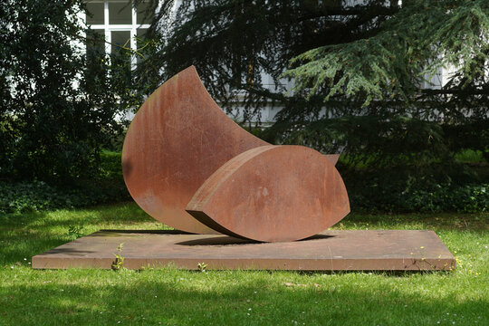 Wolfgang Nestler: Position im Schwerpunkt, 1989. Foto: jvf, Lizenz: CC BY-SA 4.0 Wolfgang Nestler: Position im Schwerpunkt, 1989. Foto: jvf, Lizenz: CC BY-SA 4.0