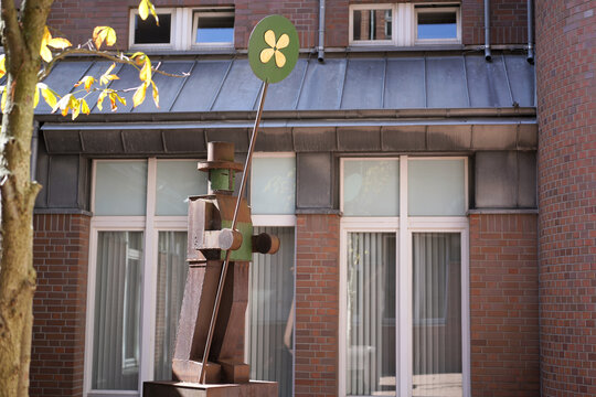 Anatol Herzfeld: Stadtwächter, 2002. Foto: jvf, Lizenz: CC BY-SA 4.0