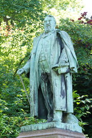Fritz Schaper: Emil Ritterhaus Denkmal, 1899. Foto: jvf, Lizenz: CC BY-SA 4.0